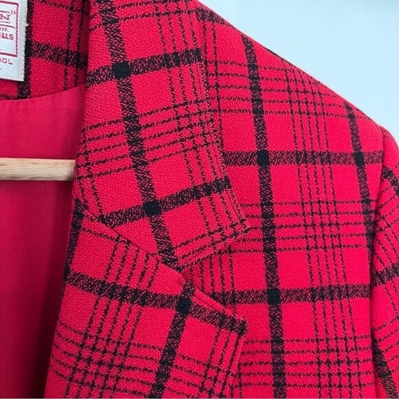 Pendleton Vintage 100% Virgin Wool Blazer Red Black Plaid Sz. 6 Petite - Picture 6 of 10